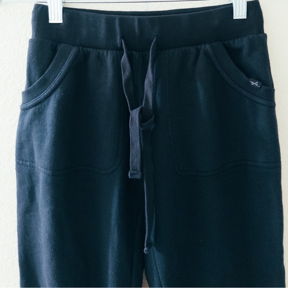 BOGO++ Out From Under Urban Outfitters Cropped Joggers XS - Picture 3 of 9